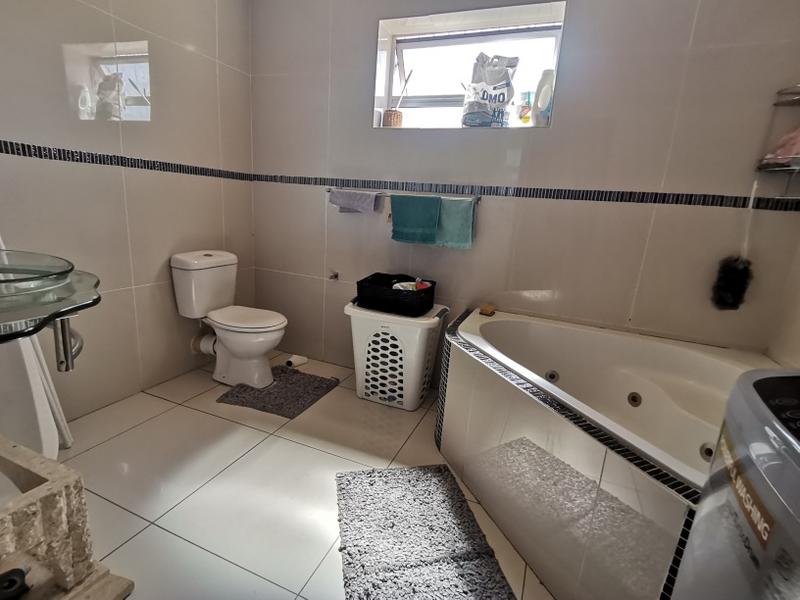 To Let 3 Bedroom Property for Rent in Mandalay Western Cape